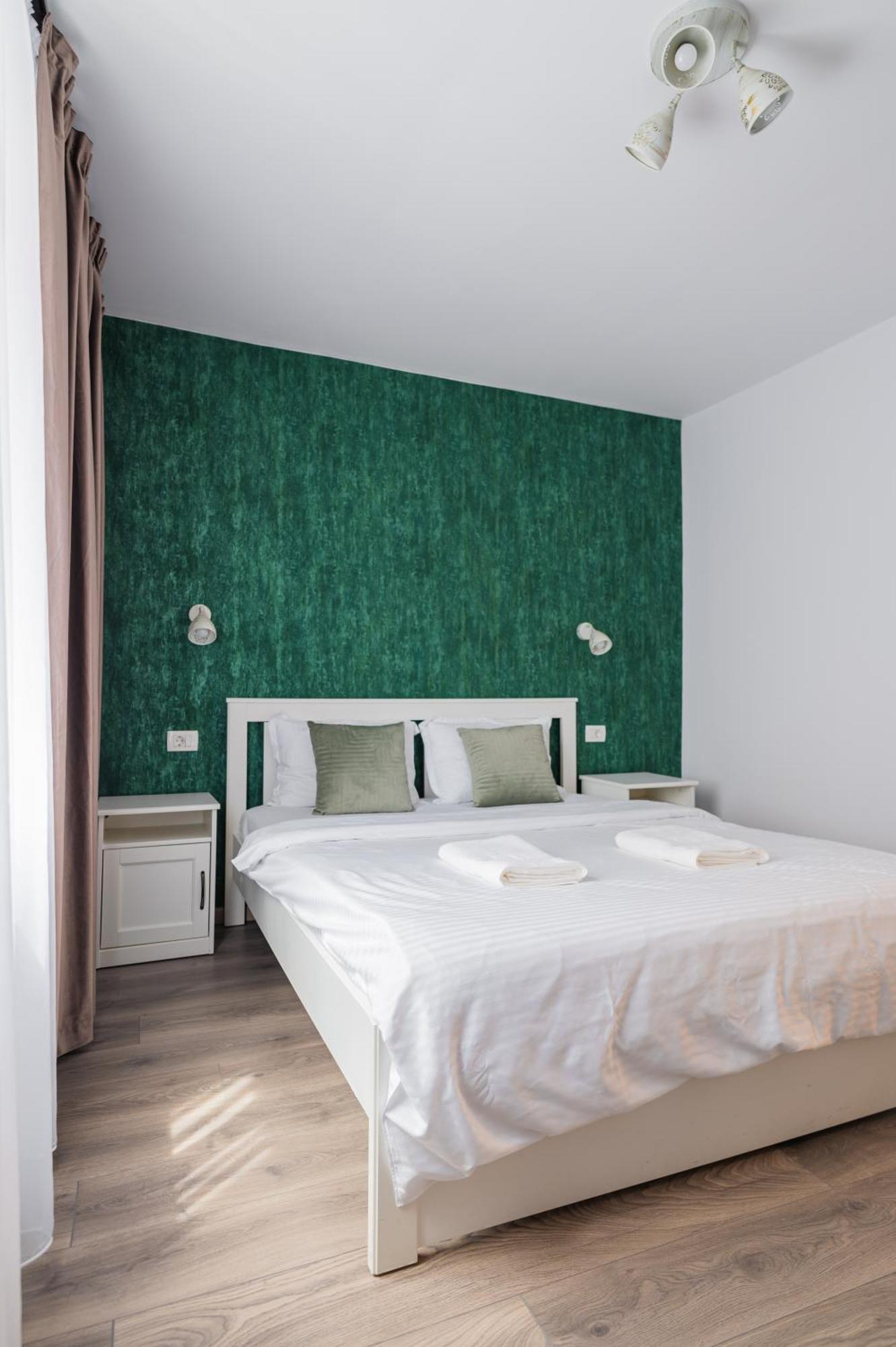 Fun House - Comfortable Stay With Garden And Near Parking Brasov Luaran gambar