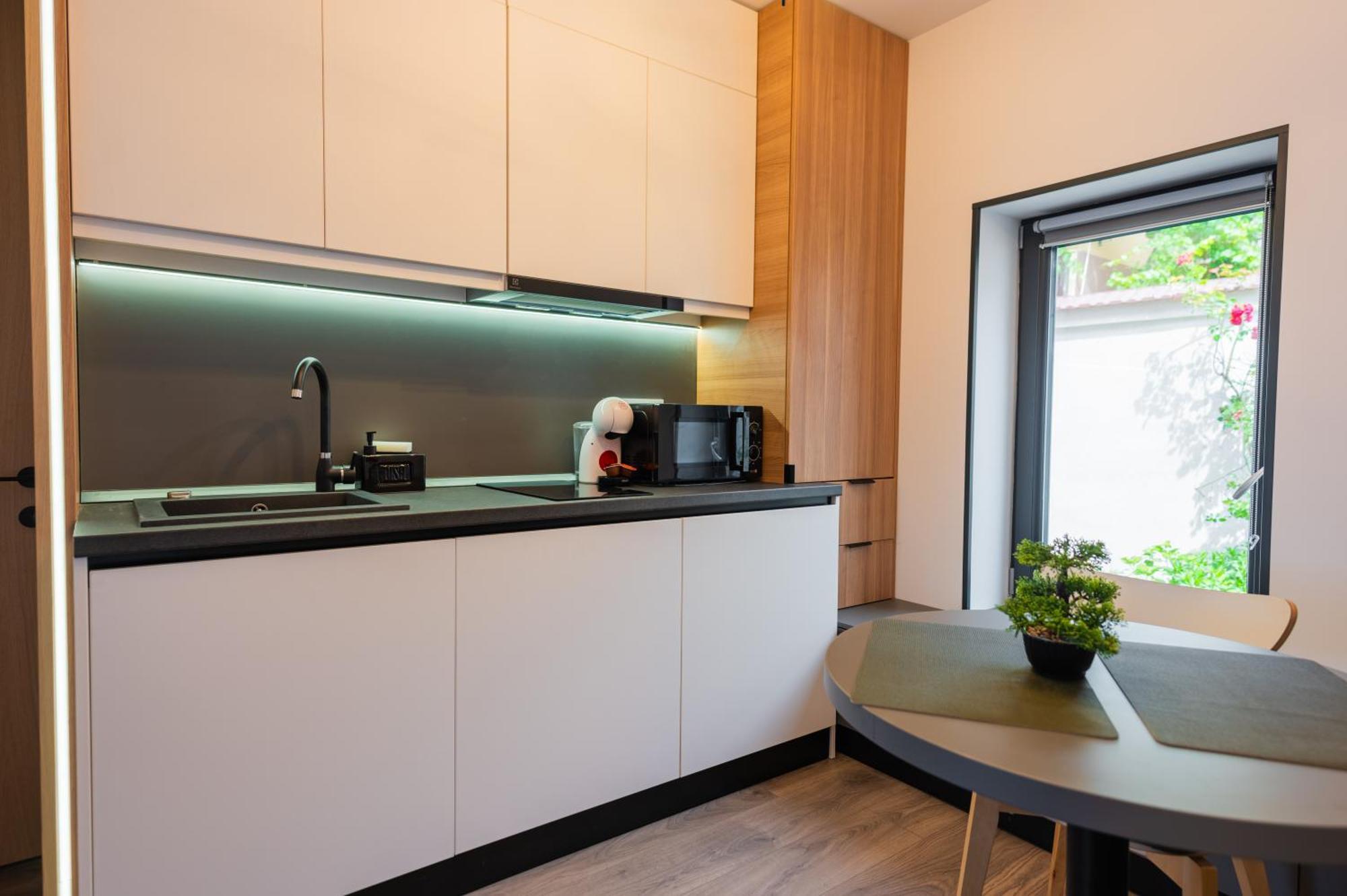 Fun House - Comfortable Stay With Garden And Near Parking Brasov Luaran gambar