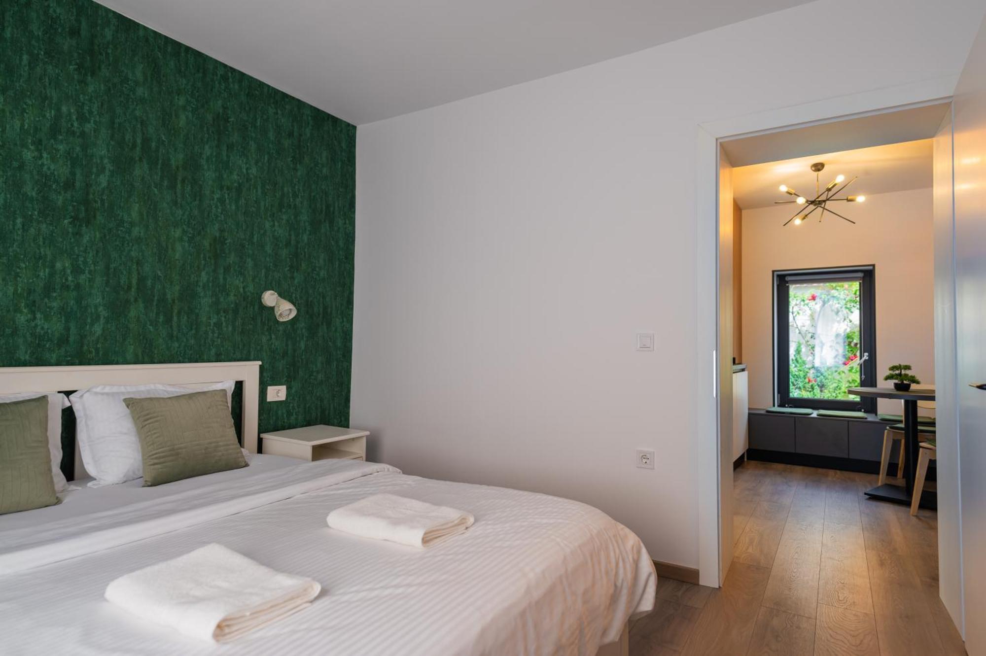 Fun House - Comfortable Stay With Garden And Near Parking Brasov Luaran gambar