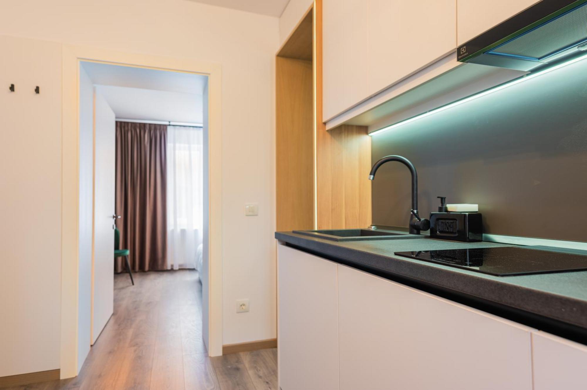 Fun House - Comfortable Stay With Garden And Near Parking Brasov Luaran gambar
